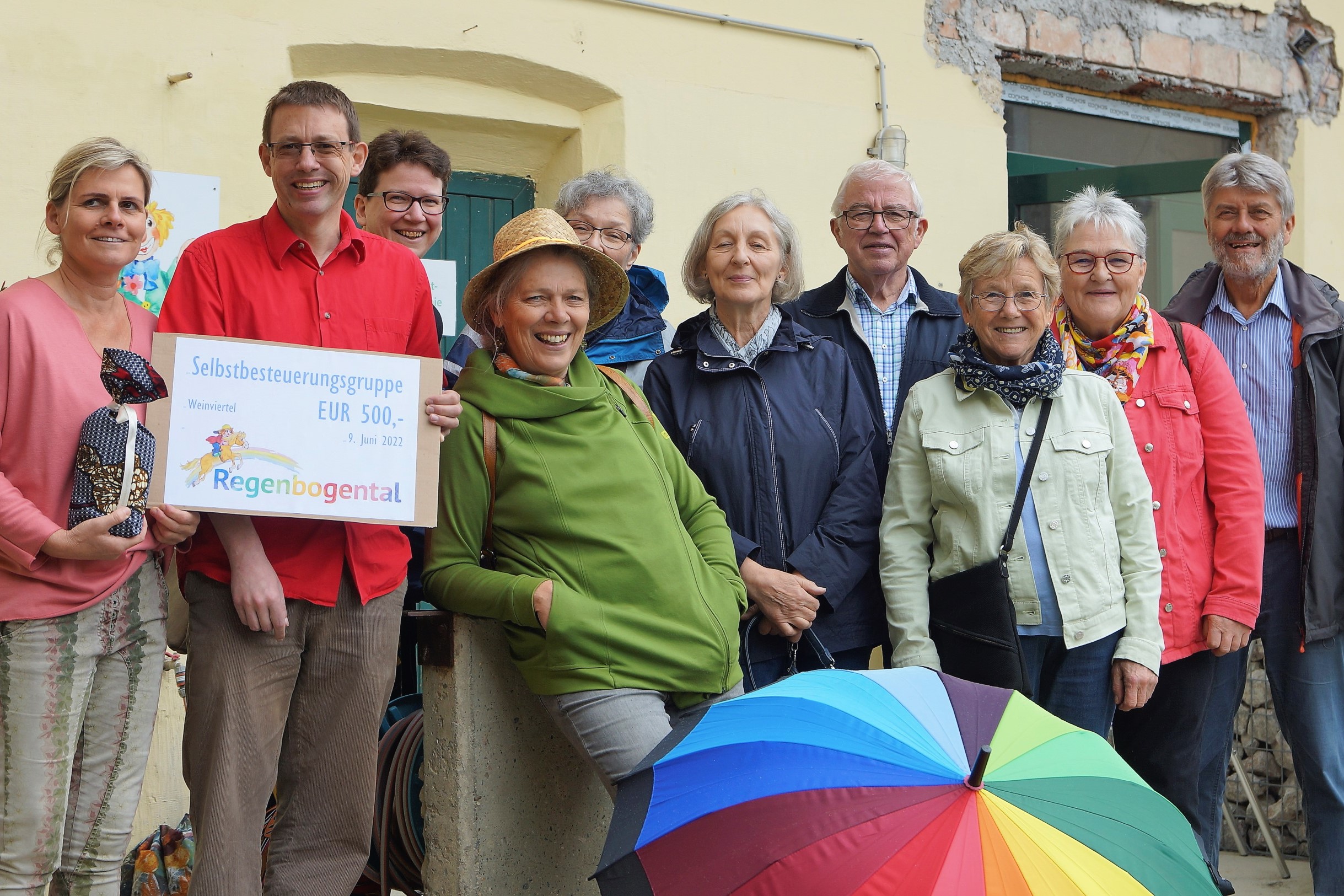 Weinviertler Selbstbesteuerungs-Gruppe unterstützt das Regenbogental!